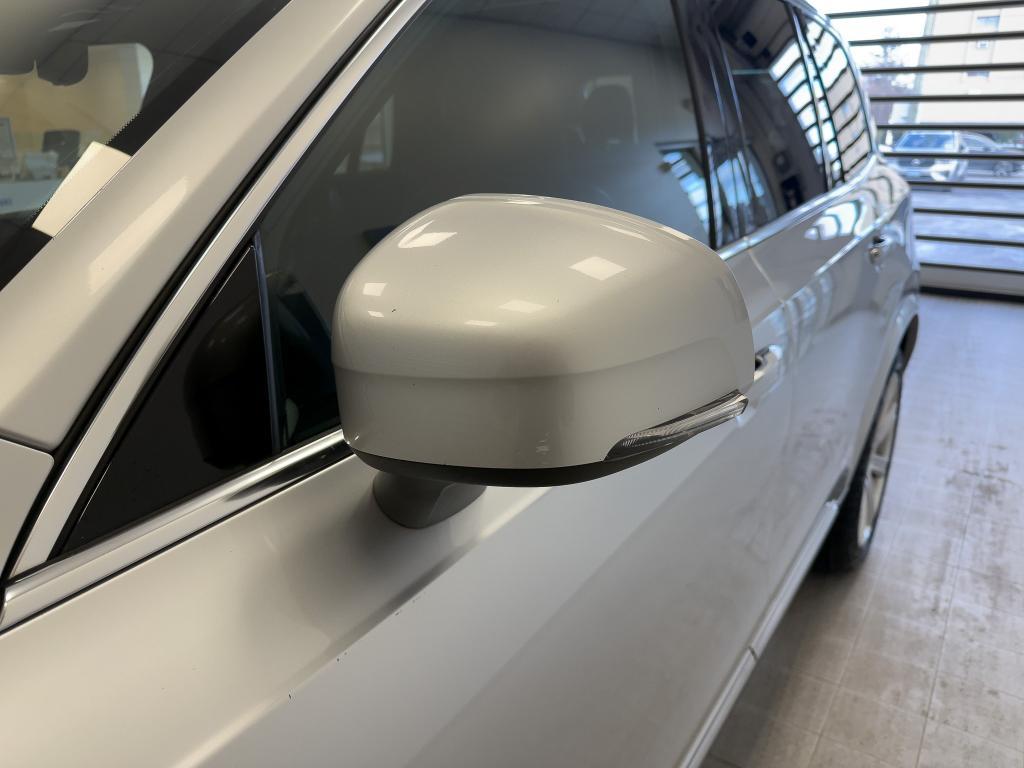 used 2018 Volvo XC90 car, priced at $15,476