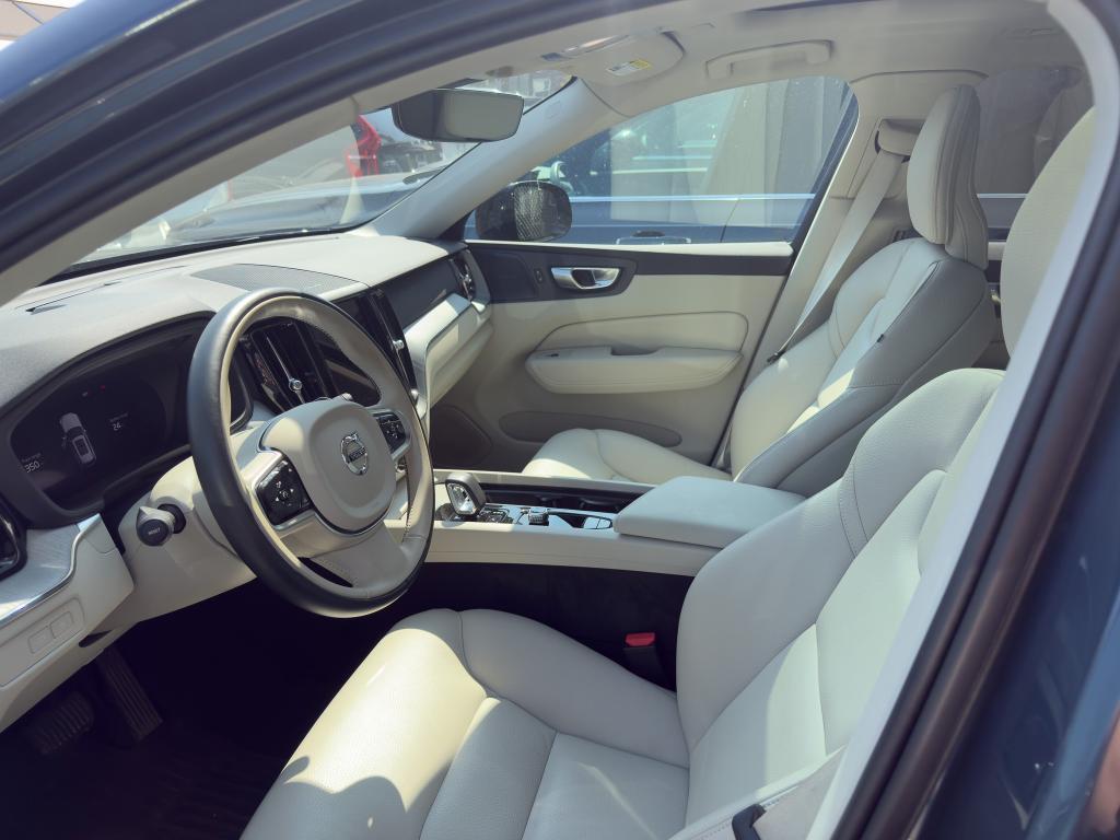 used 2024 Volvo XC60 Recharge Plug-In Hybrid car, priced at $42,944