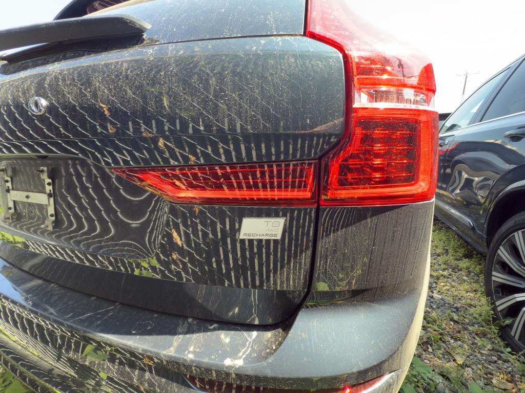 used 2024 Volvo XC60 Recharge Plug-In Hybrid car, priced at $42,944