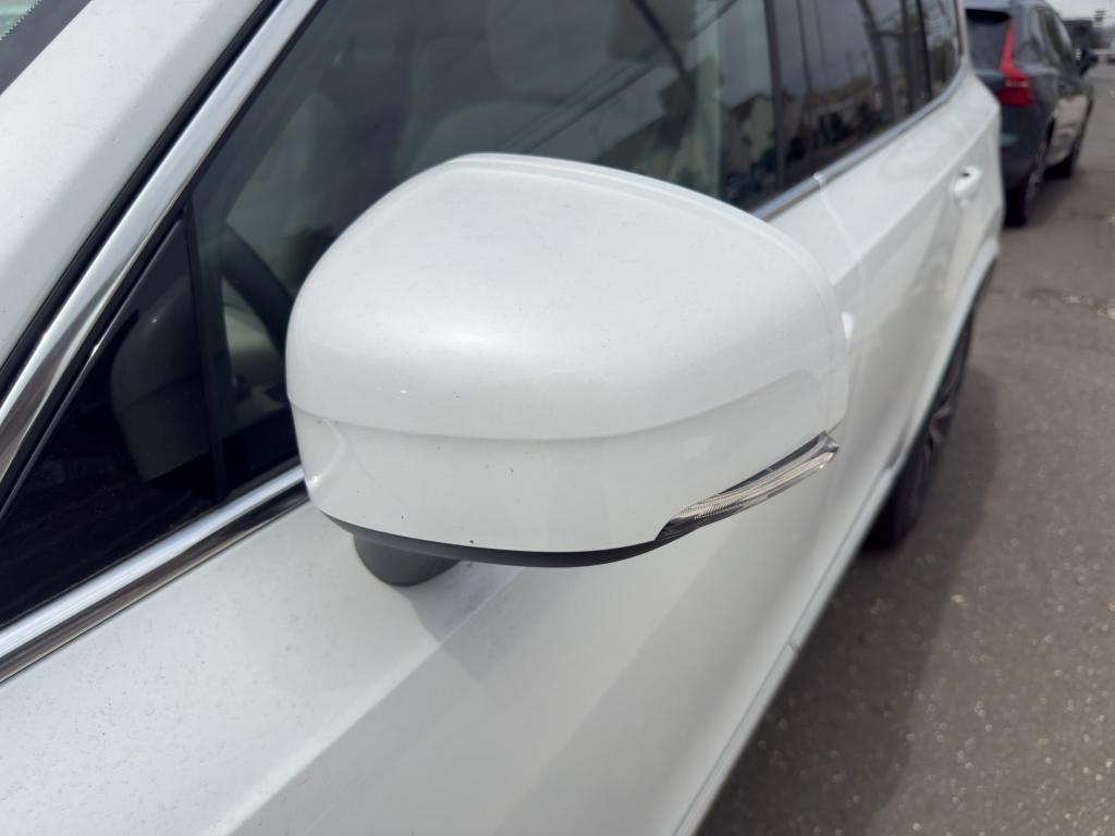 used 2023 Volvo XC90 Recharge Plug-In Hybrid car, priced at $45,027