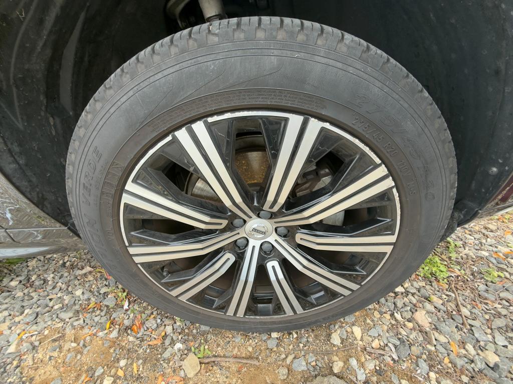 used 2023 Volvo XC90 car, priced at $35,902