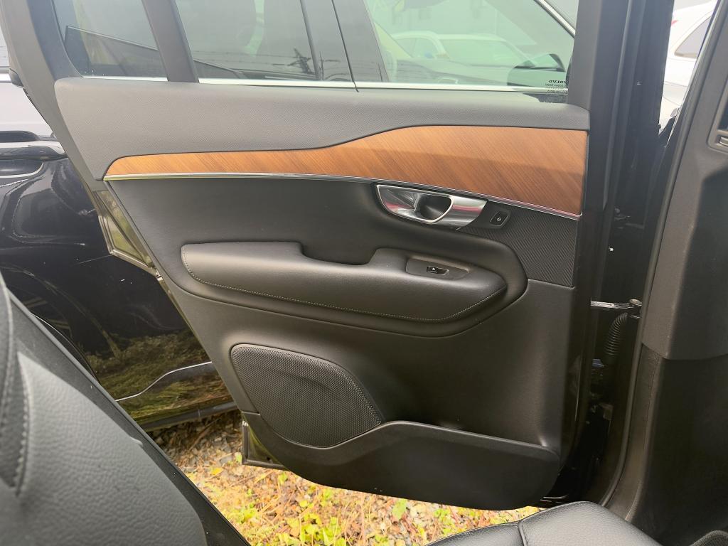 used 2023 Volvo XC90 car, priced at $35,902