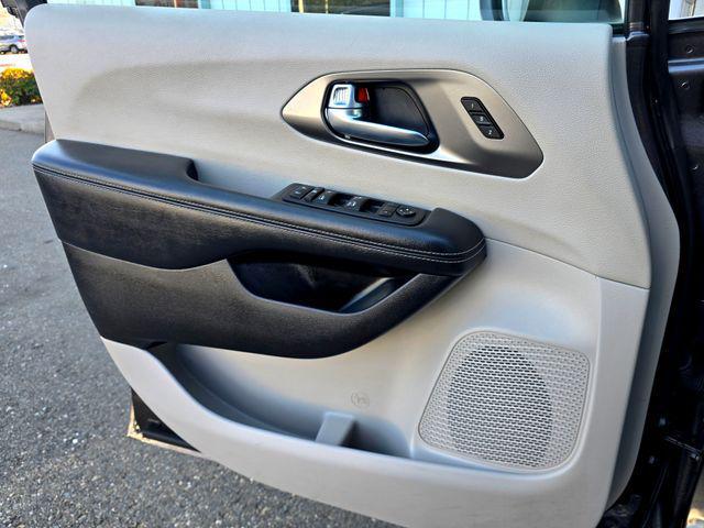 used 2023 Chrysler Pacifica car, priced at $25,777