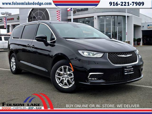 new 2026 Chrysler Pacifica car, priced at $40,495