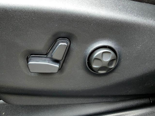 new 2026 Chrysler Pacifica car, priced at $40,495