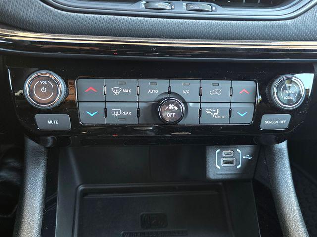 new 2026 Jeep Compass car, priced at $31,995