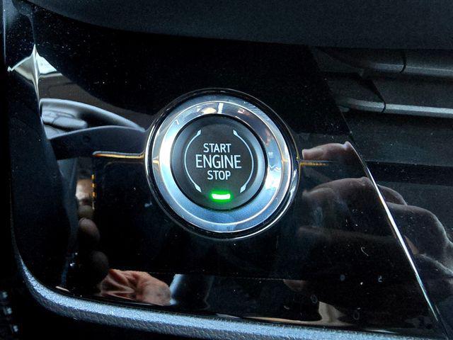 used 2024 Buick Envision car, priced at $28,777