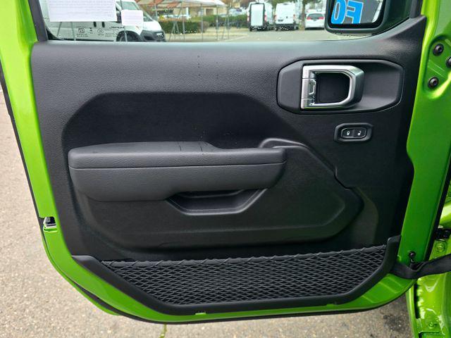 new 2026 Jeep Wrangler car, priced at $39,985