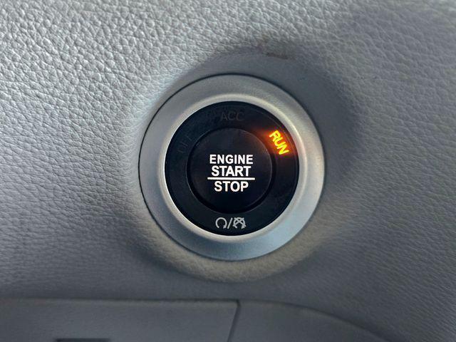 used 2024 Chrysler Pacifica Hybrid car