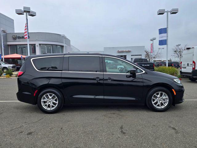 used 2024 Chrysler Pacifica car, priced at $26,650