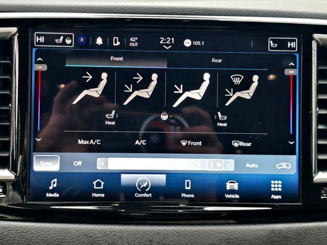 used 2024 Chrysler Pacifica car, priced at $26,650