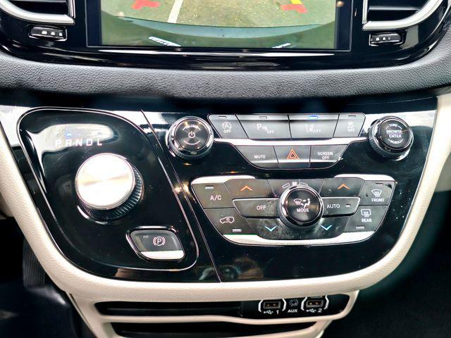 used 2024 Chrysler Pacifica car, priced at $26,650