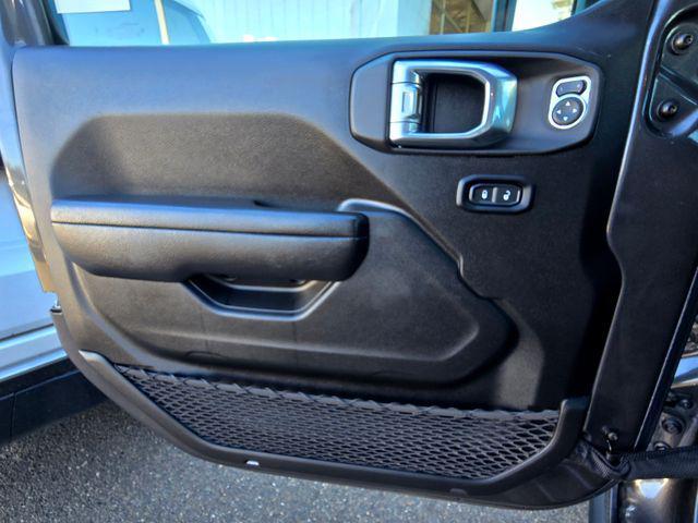 used 2023 Jeep Gladiator car, priced at $35,900