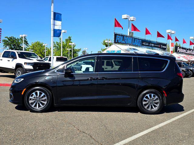 used 2024 Chrysler Pacifica Hybrid car, priced at $29,900