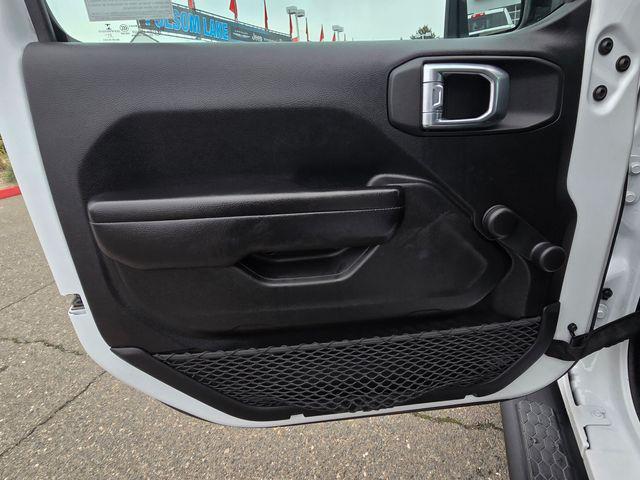 used 2021 Jeep Wrangler Unlimited car, priced at $31,900