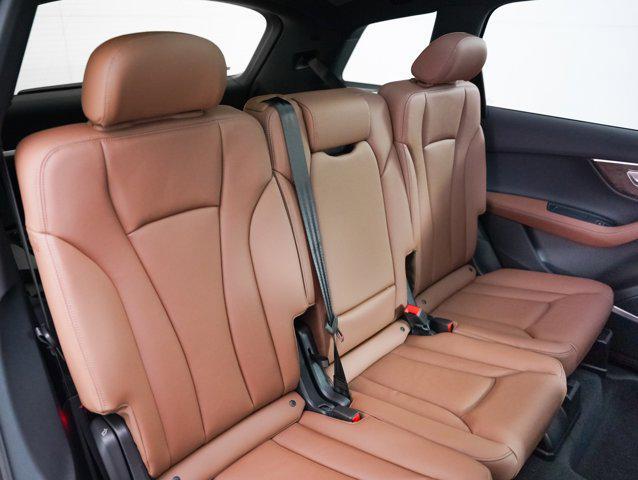 new 2026 Audi Q7 car, priced at $70,070