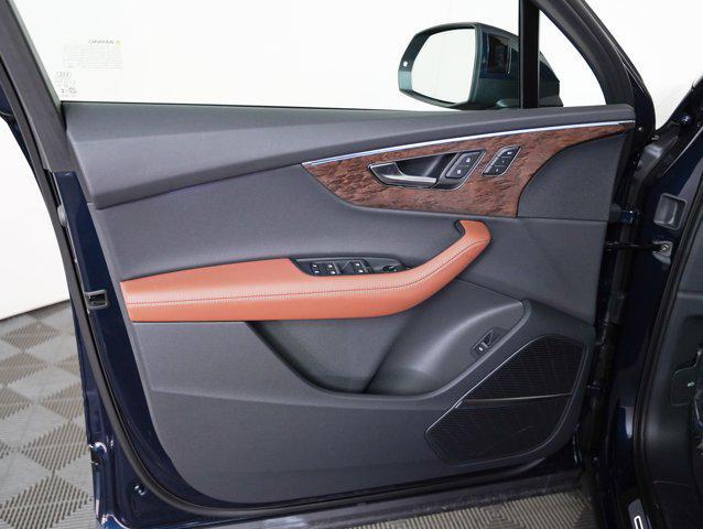 new 2026 Audi Q7 car, priced at $70,070