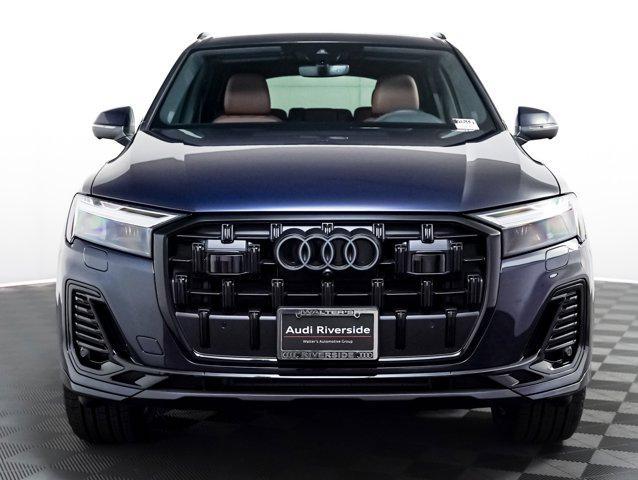 new 2026 Audi Q7 car, priced at $70,070