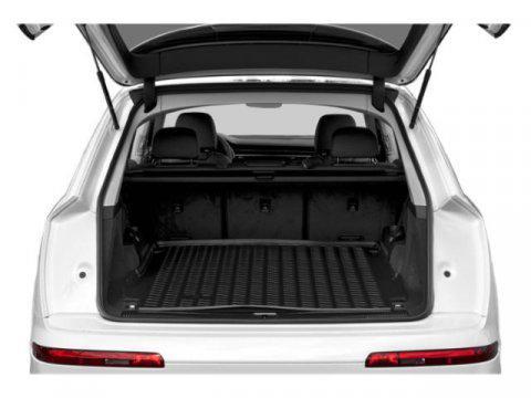 used 2023 Audi Q7 car, priced at $31,500