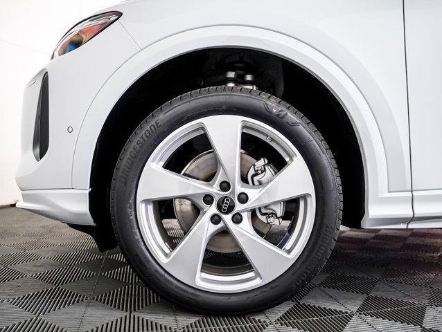 new 2025 Audi Q5 car, priced at $61,240