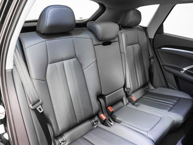 new 2025 Audi Q5 car, priced at $59,625