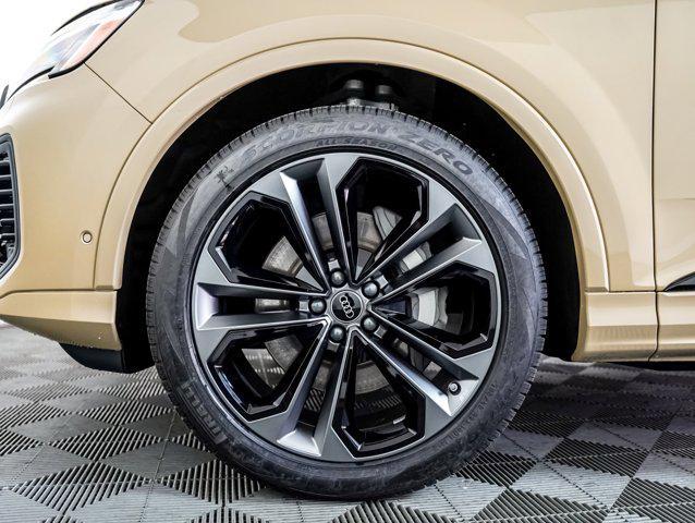 new 2025 Audi Q7 car, priced at $83,715