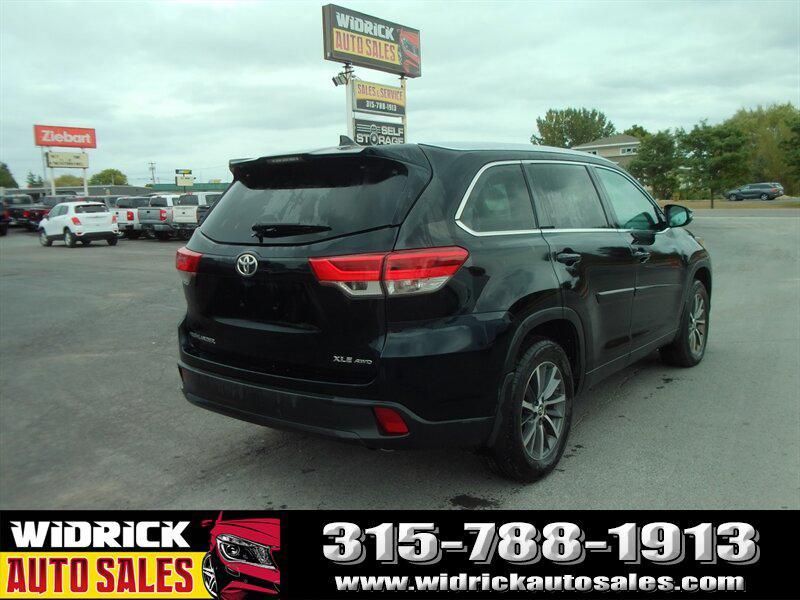 used 2019 Toyota Highlander car, priced at $20,998