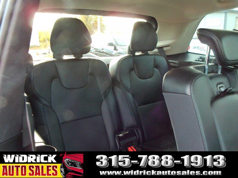 used 2021 Volvo XC90 car, priced at $24,498