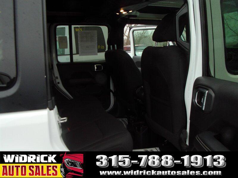 2020 Bright White Clear Coat Jeep Wrangler Unlimited