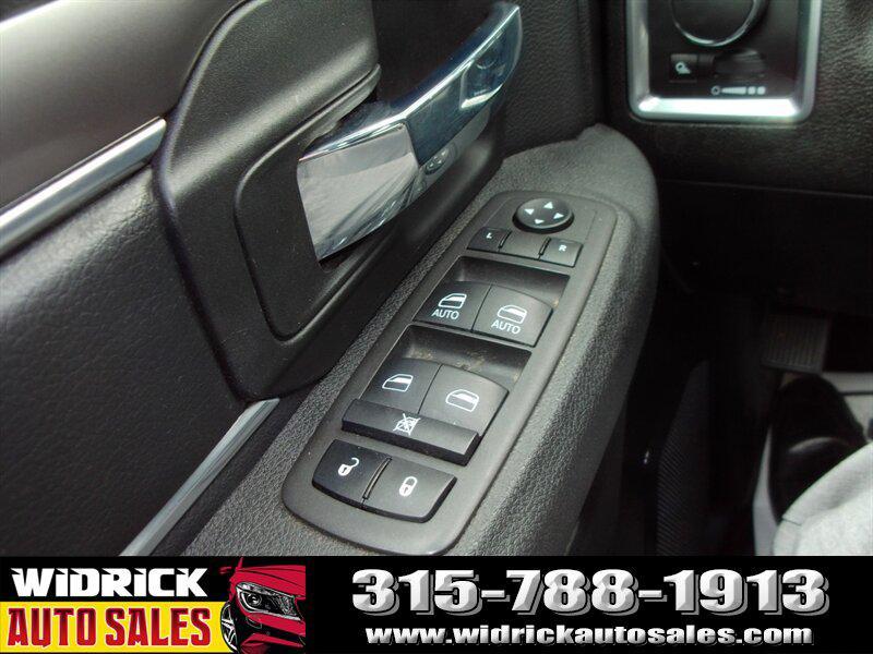 used 2022 Ram 1500 Classic car, priced at $25,998