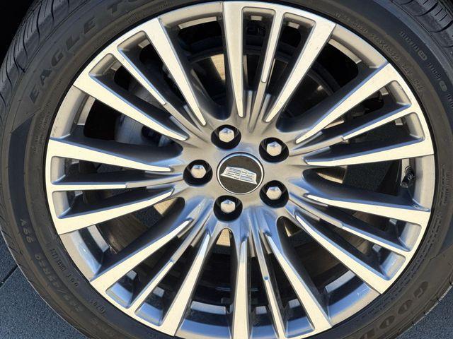 used 2024 Cadillac XT4 car, priced at $32,999