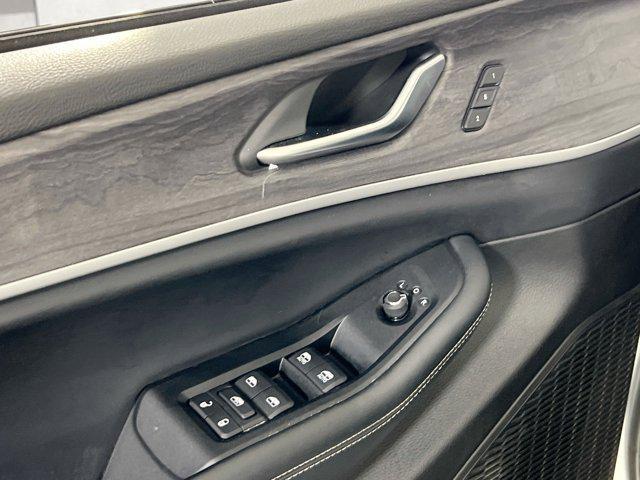 used 2023 Jeep Grand Cherokee car, priced at $33,252