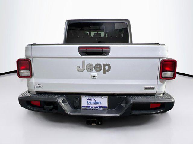 used 2022 Jeep Gladiator car, priced at $32,800