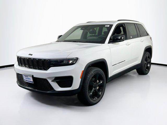 used 2023 Jeep Grand Cherokee car, priced at $31,296