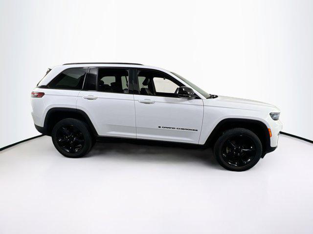 used 2023 Jeep Grand Cherokee car, priced at $31,248