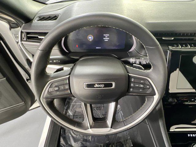 used 2023 Jeep Grand Cherokee car, priced at $34,036