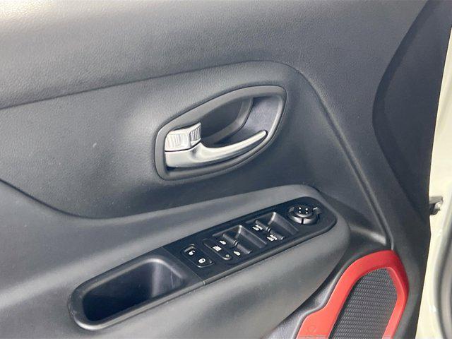 used 2022 Jeep Renegade car, priced at $24,206