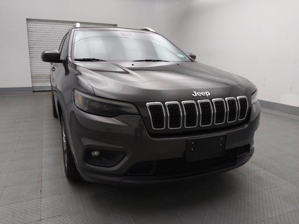used 2019 Jeep Cherokee car, priced at $16,695