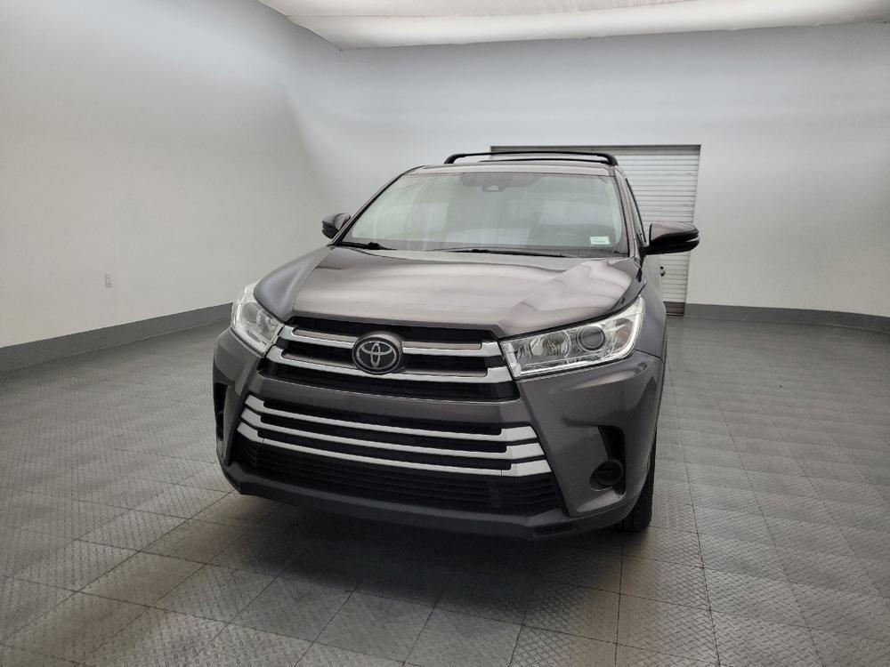 used 2019 Toyota Highlander car, priced at $23,395