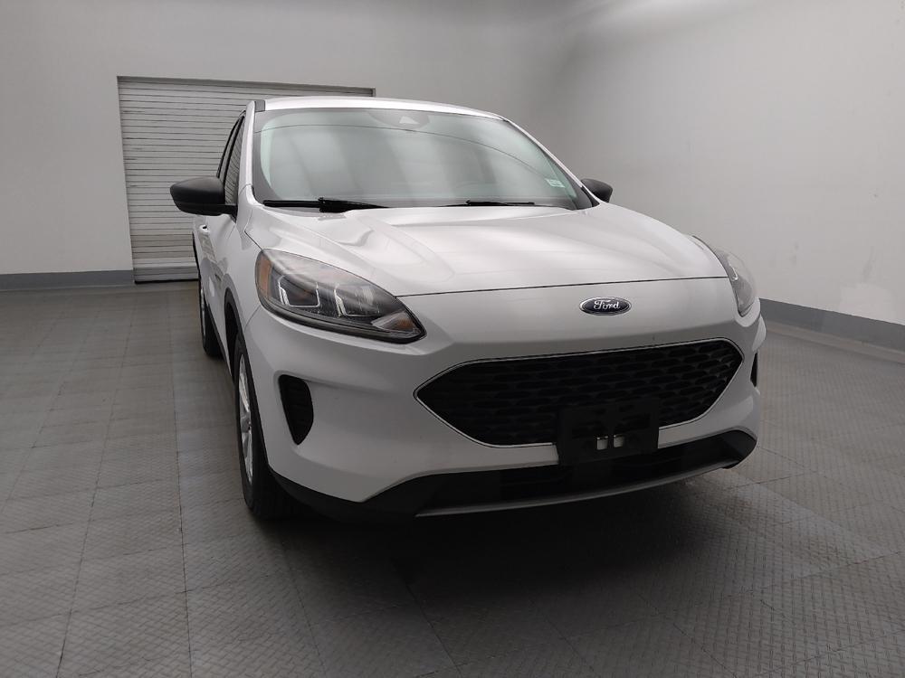 used 2022 Ford Escape car, priced at $19,995