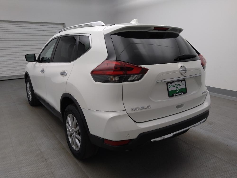 used 2019 Nissan Rogue car, priced at $19,395