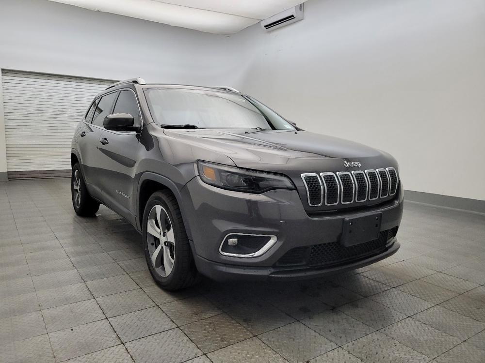 used 2020 Jeep Cherokee car, priced at $15,995