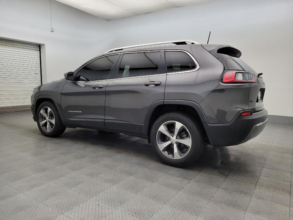used 2020 Jeep Cherokee car, priced at $15,995