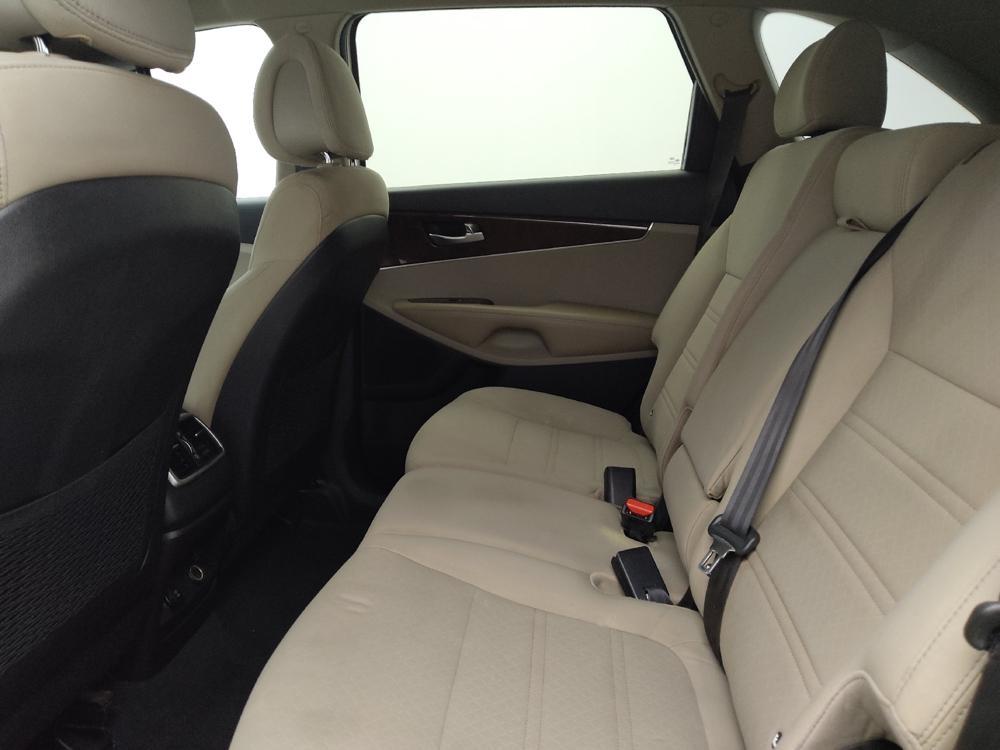 used 2016 Kia Sorento car, priced at $15,095