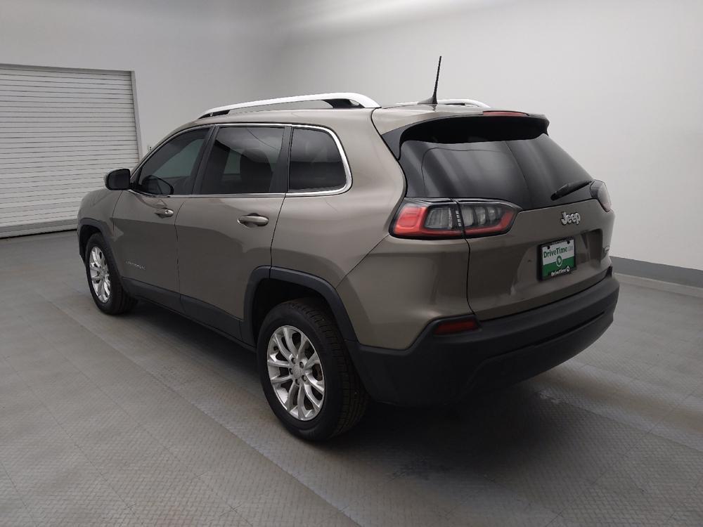 used 2019 Jeep Cherokee car, priced at $16,795