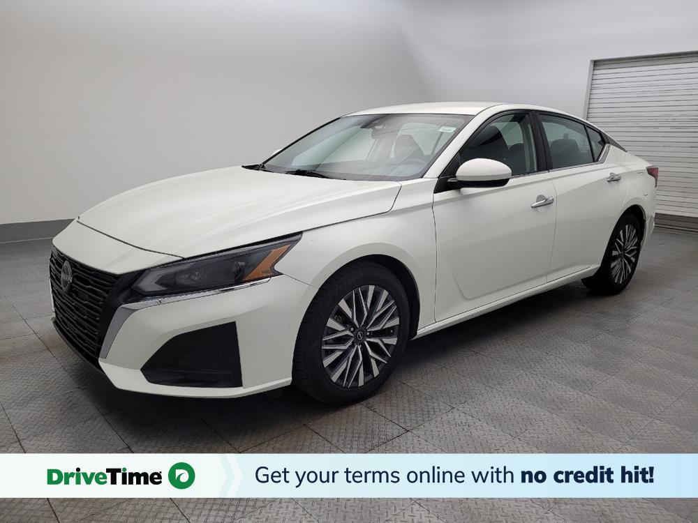 used 2023 Nissan Altima car, priced at $17,295