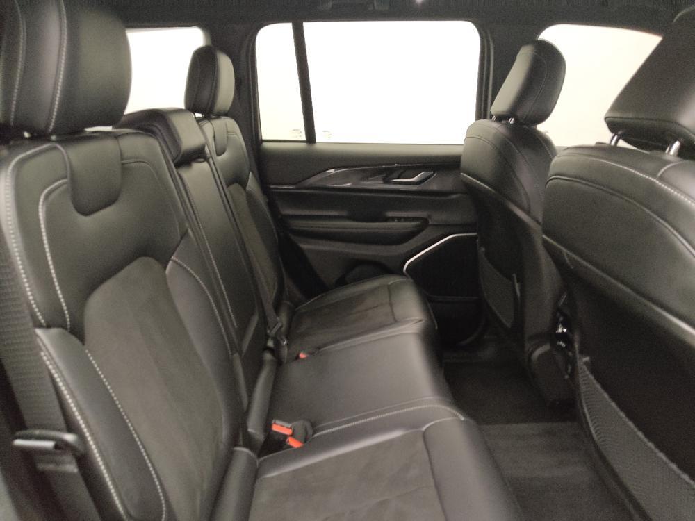 used 2022 Jeep Grand Cherokee car, priced at $29,295