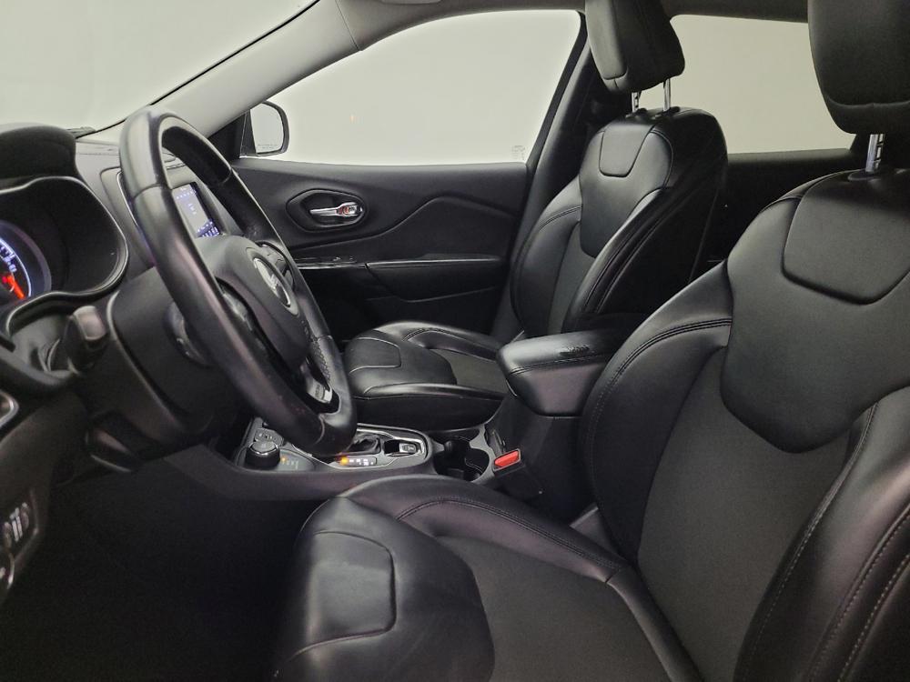 used 2019 Jeep Cherokee car, priced at $17,995