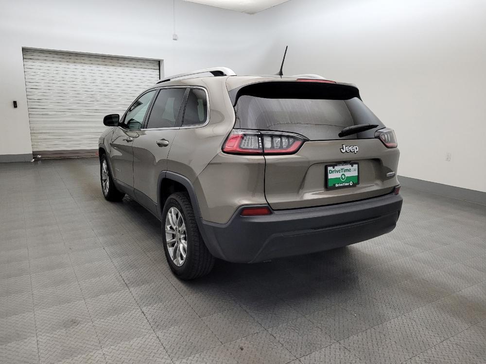 used 2019 Jeep Cherokee car, priced at $16,295