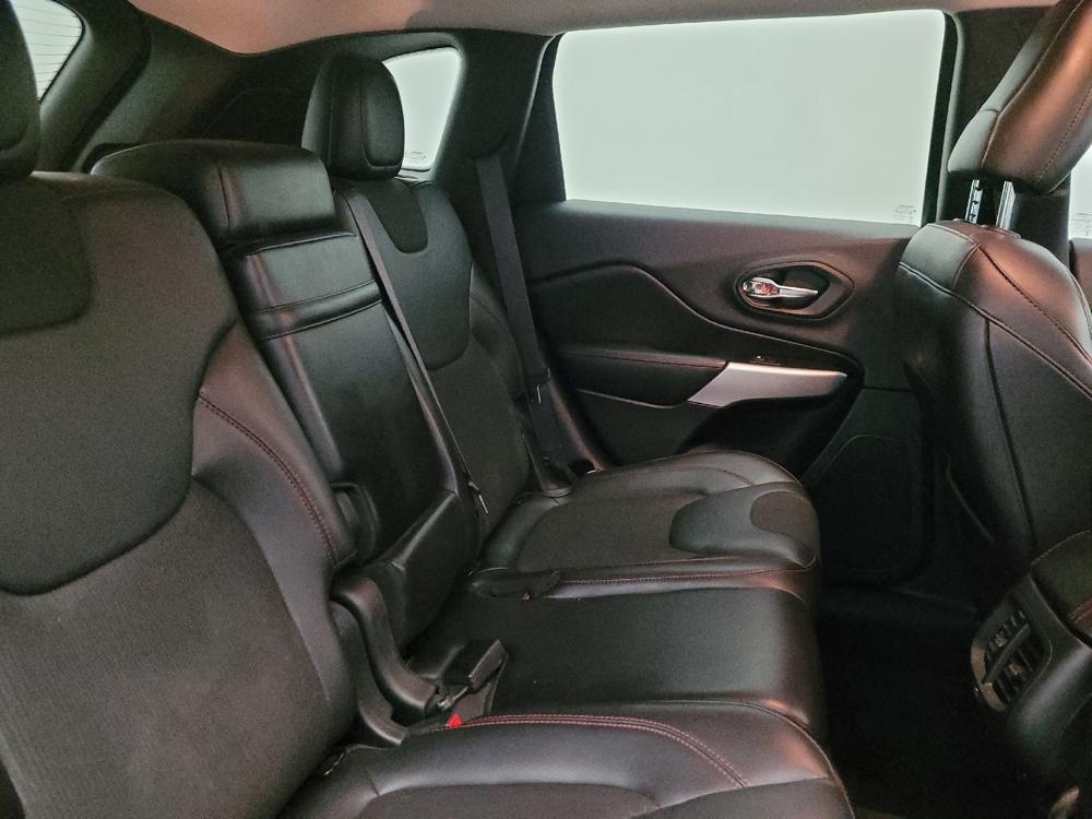 used 2018 Jeep Cherokee car, priced at $19,995